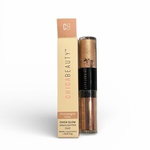 Champagne Glow Highlighter Duo chica beauty